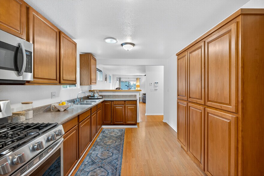 More Photos Of , Tujunga Multifamily For Sale