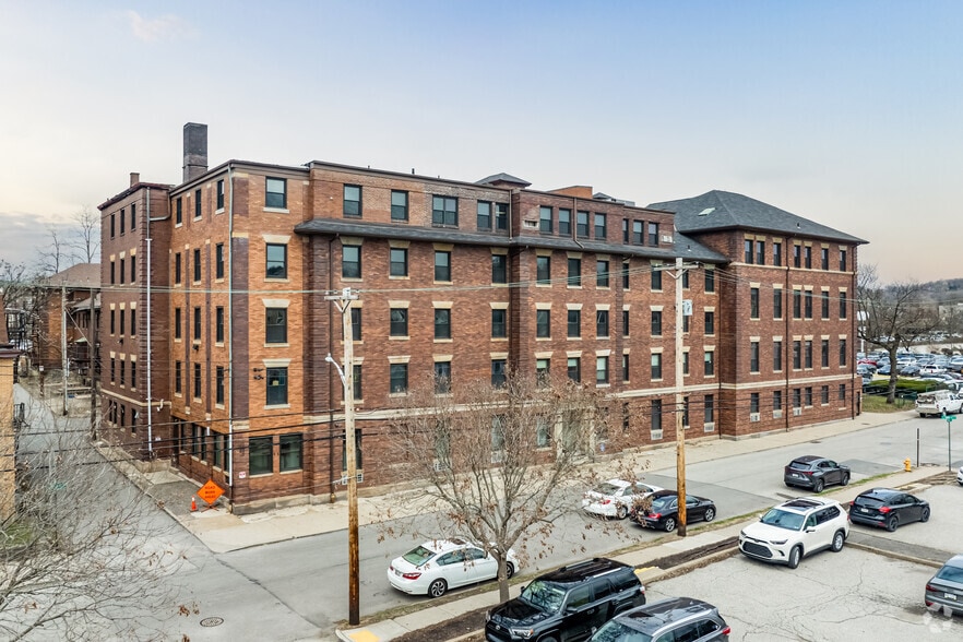 More Photos Of 901-907 West St, Pittsburgh Office Residential For Lease