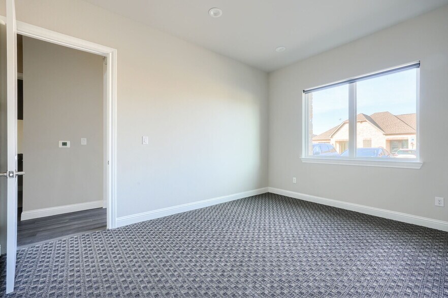 More Photos Of 2601 Little Elm Pky, Little Elm Coworking Space