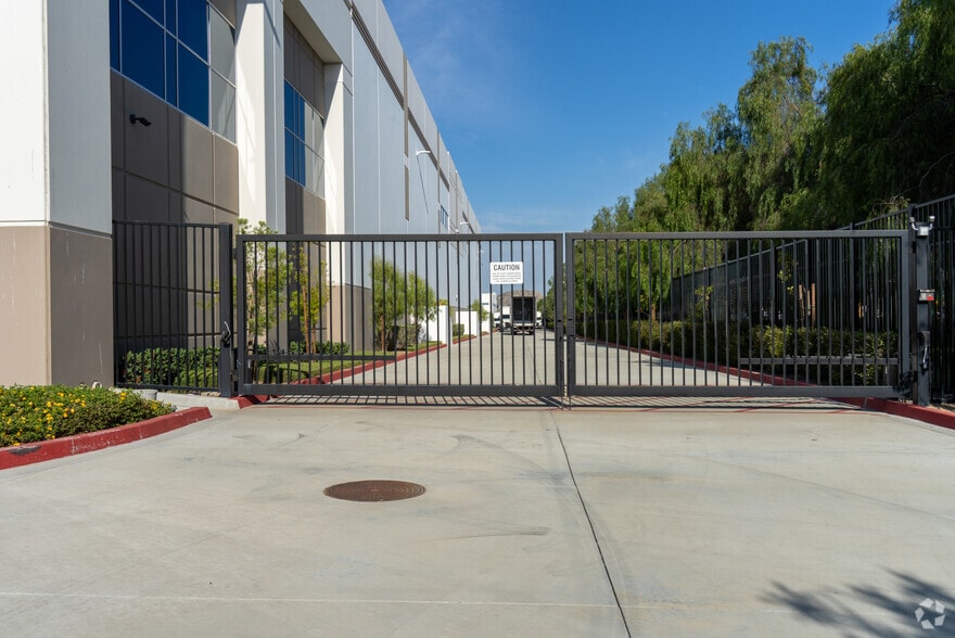 More Photos Of 24665 Nandina Ave, Moreno Valley Distribution For Lease