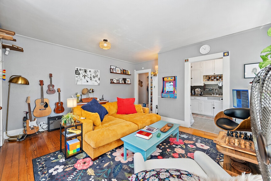 More Photos Of 33 W Willamette Ave, Colorado Springs Multifamily For Sale