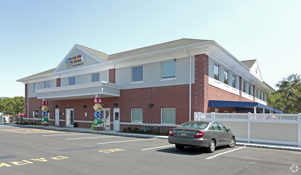 Primary Photo Of 3754 Us-1 N, Monmouth Junction Daycare Center For Lease