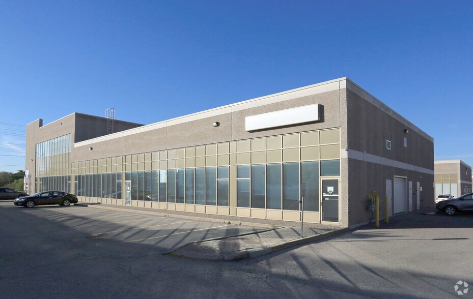 More Photos Of 1550 16th Ave, Richmond Hill Office For Lease