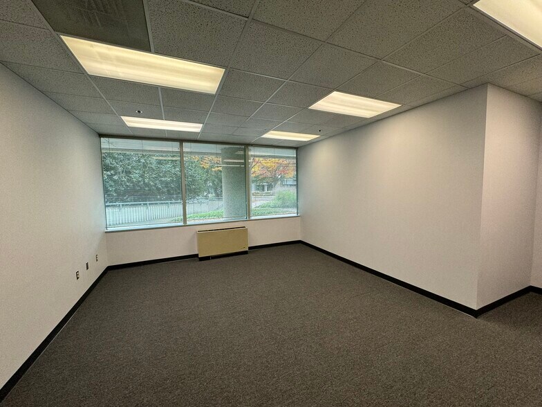 More Photos Of 4061 Powder Mill Rd, Beltsville Office For Lease