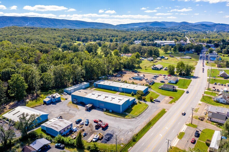 More Photos Of 51 E Side Hwy, Waynesboro Warehouse For Sale