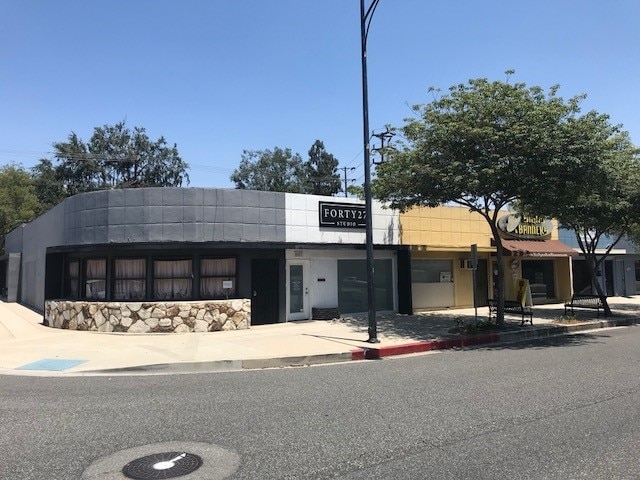 Primary Photo Of 4017-4029 W Burbank Blvd, Burbank Storefront For Lease