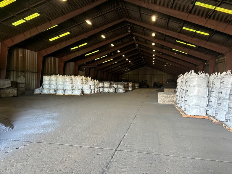 More Photos Of 3rd St, Braddock Manufacturing For Lease