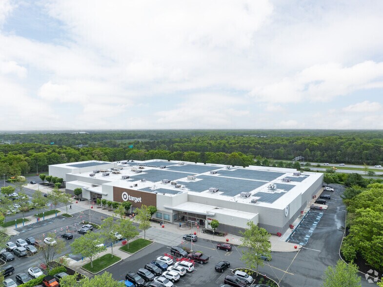 More Photos Of 2975 Horseblock Rd, Medford Freestanding For Sale