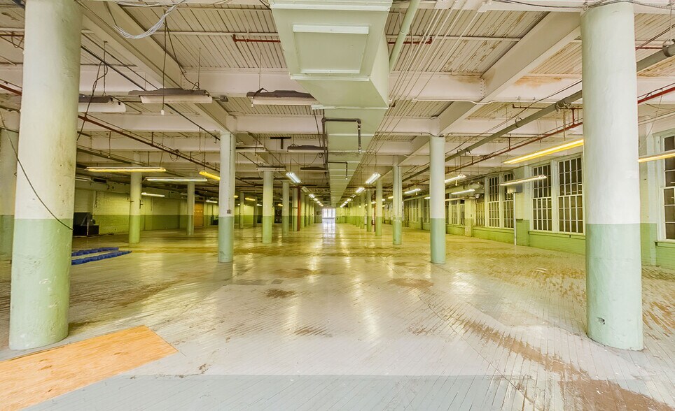 More Photos Of 480 W 5th St, Bloomsburg Manufacturing For Sale