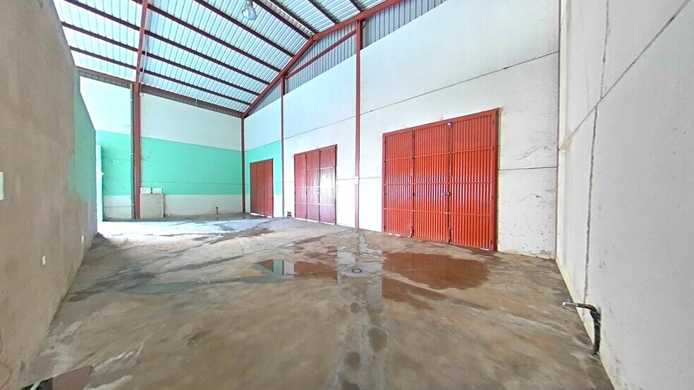 More Photos Of Paz de, Burguillos del Cerro Industrial For Sale