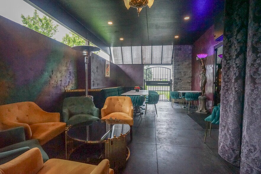 More Photos Of 1225 Canal Blvd, Ripon Restaurant For Sale