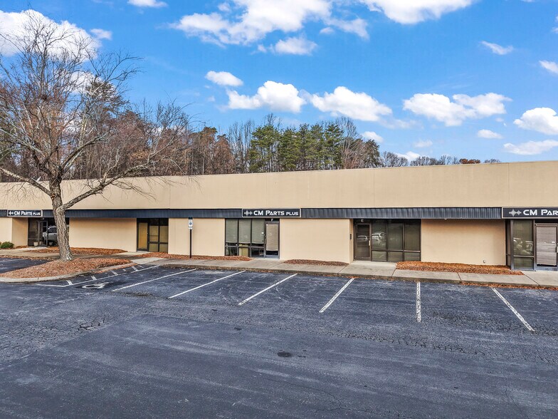 More Photos Of 4310 Enterprise Dr, Winston-Salem Light Manufacturing For Lease