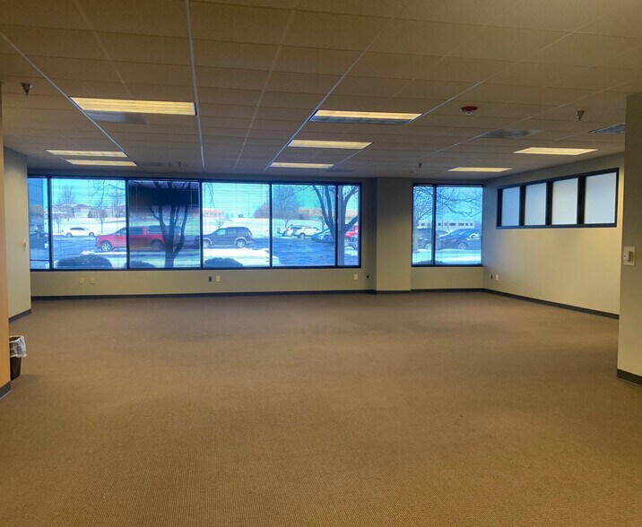 More Photos Of 7400 W 129th St, Overland Park Office For Sale