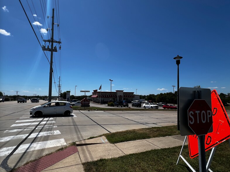 More Photos Of 2696 Babble Creek ln, O'Fallon Carwash For Sale