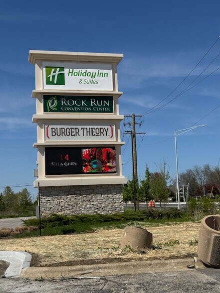 More Photos Of 2625 Rock Creek Blvd, Joliet Fast Food For Sale