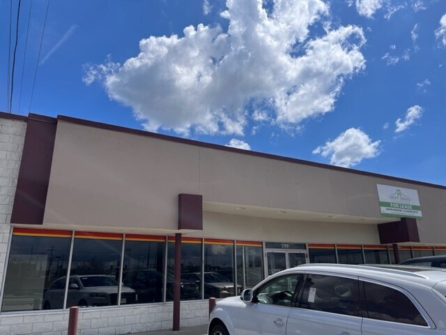 More Photos Of 4601 Northfield Rd, North Randall Unknown For Lease