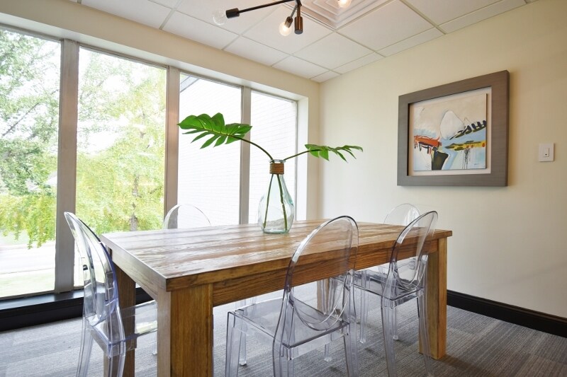 More Photos Of 824 S Milledge Ave, Athens Office For Lease