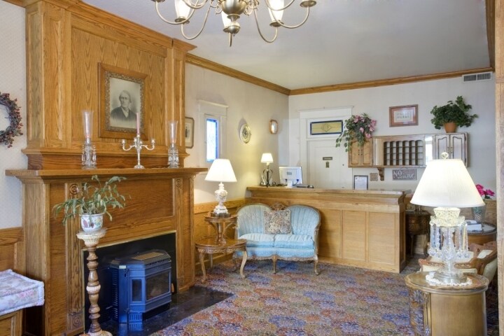 More Photos Of 18239 Main St, Jamestown Hotel For Sale