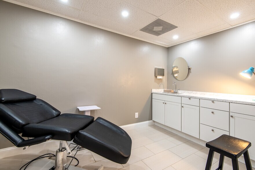 More Photos Of 315 E Strawbridge Ave, Melbourne Medical For Lease