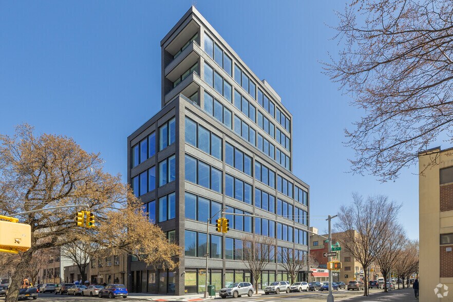 Primary Photo Of 3501 36th Ave, Astoria Coworking Space