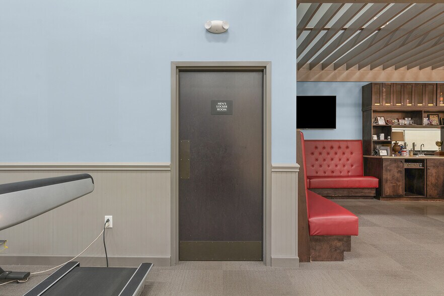 More Photos Of 2145 Chestnut St, Chattanooga Specialty For Lease