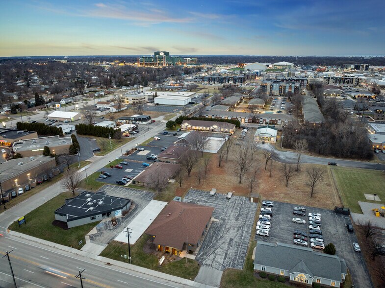 More Photos Of 812 Cormier Rd, Ashwaubenon Office For Lease