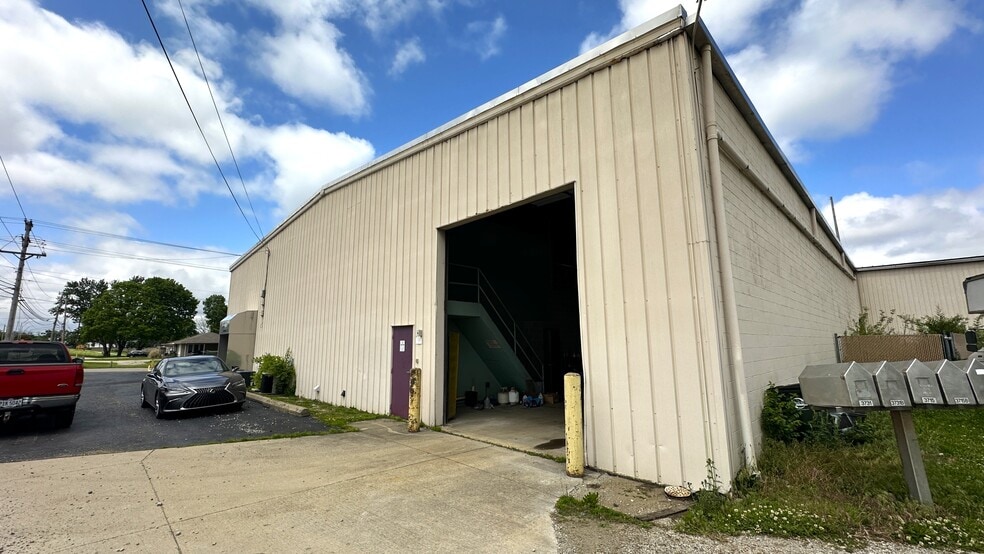 More Photos Of 3731 W Alexandersville Bellbrook Rd, Dayton Warehouse For Sale