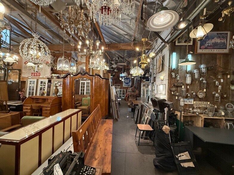 More Photos Of 1800 S Grand Ave, Los Angeles Warehouse For Sale