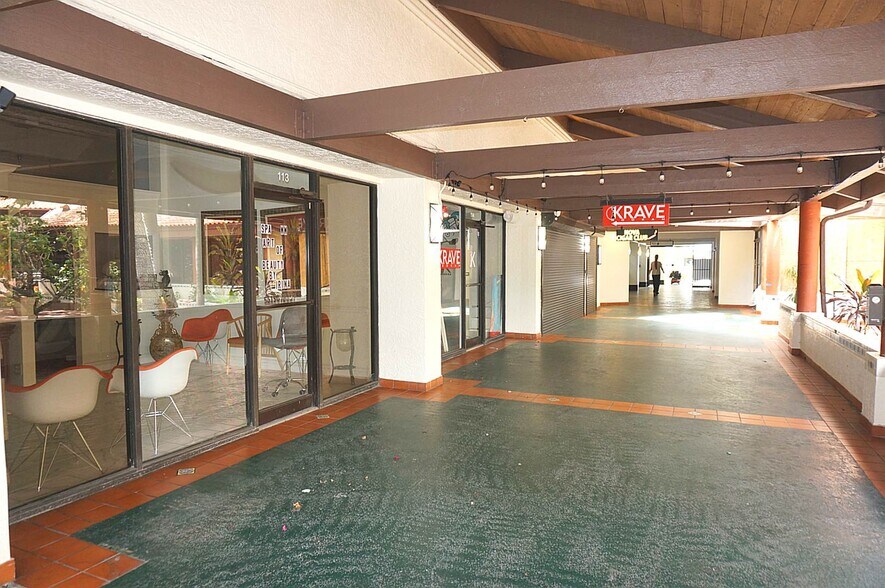 More Photos Of 330 Clematis St, West Palm Beach Storefront Retail Office For Sale