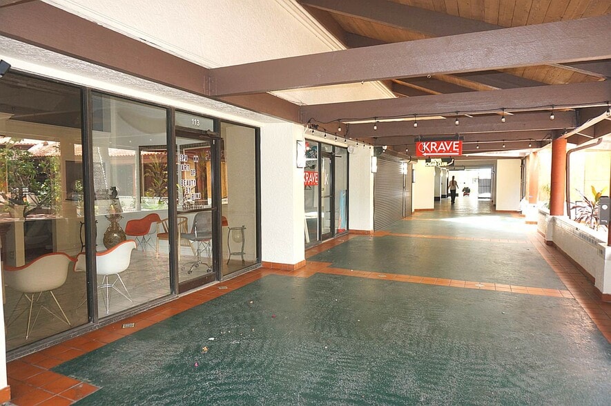 More Photos Of 330 Clematis St, West Palm Beach Storefront Retail Office For Sale