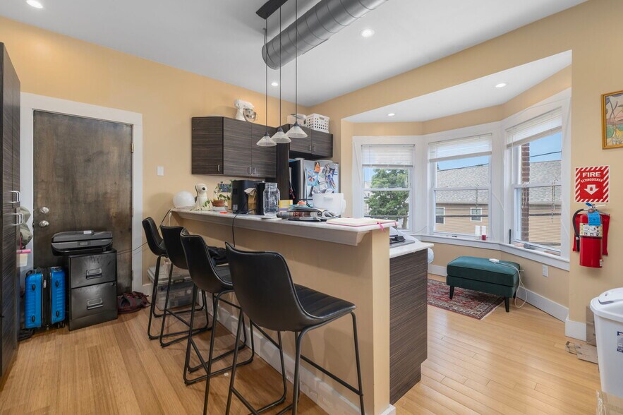 More Photos Of 64-66 Pitman St, Providence Apartments For Sale