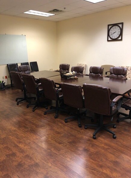 More Photos Of 1637 Athens Hwy, Grayson Office For Sale