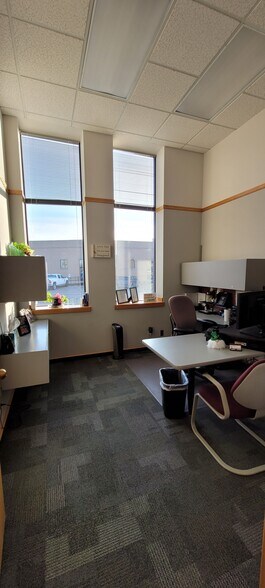 More Photos Of 100 Park Dr S, Great Falls Office For Lease