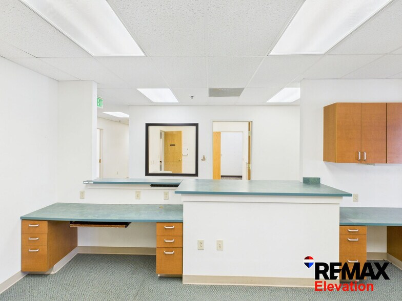 More Photos Of 156 N 6th St, Basin Office For Lease