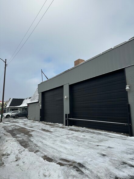 More Photos Of 7729 S State St, Chicago Warehouse For Lease