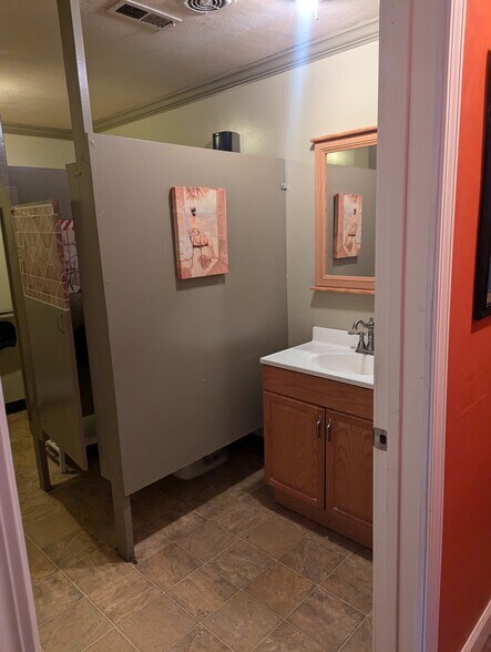 More Photos Of 9180 State Route 140, Hamel Restaurant For Sale