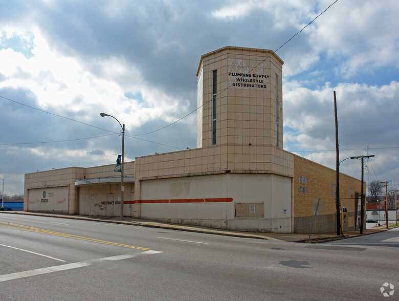 Primary Photo Of 1466 Evergreen Ave, Saint Louis Warehouse For Sale