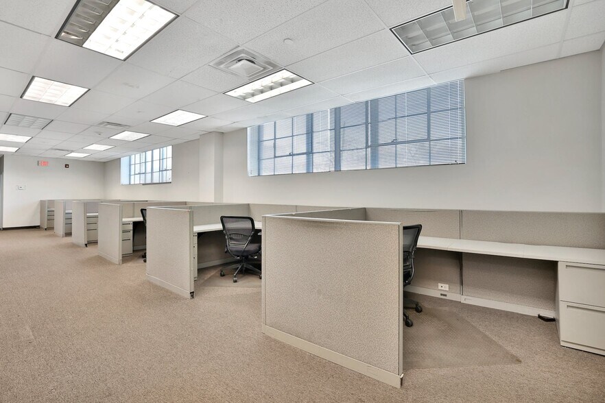 More Photos Of 16 Harrison Ave, Yonkers Warehouse For Lease