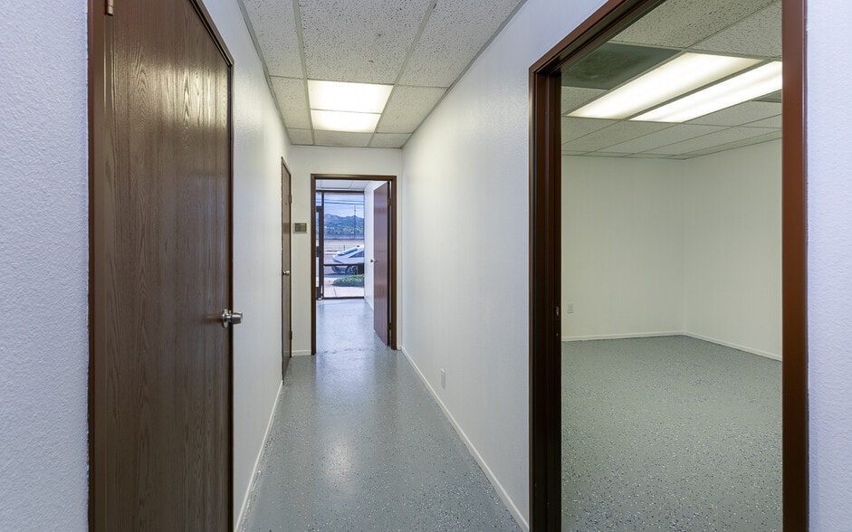 More Photos Of 24646 Redlands Blvd, Loma Linda Storefront For Sale