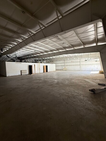 More Photos Of 3450 Fillmore Ridge Hts, Colorado Springs Warehouse For Lease