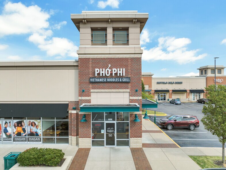 More Photos Of 4600 Shelbyville Rd, Louisville Unknown For Lease