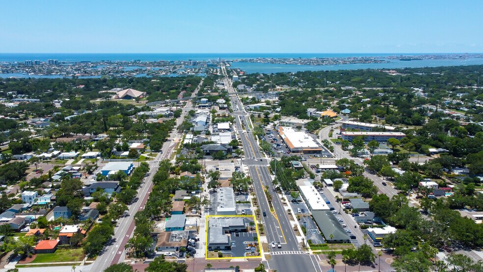 More Photos Of 6500-6514 Central Ave, Saint Petersburg Office For Sale