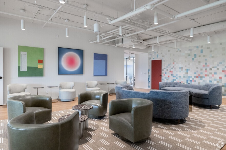 More Photos Of 609 SW 8th St, Bentonville Loft Creative Space For Lease
