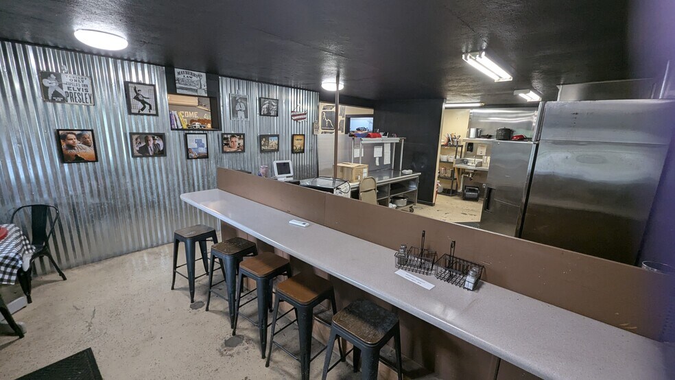 More Photos Of 339 Main St, Waterloo Restaurant For Sale