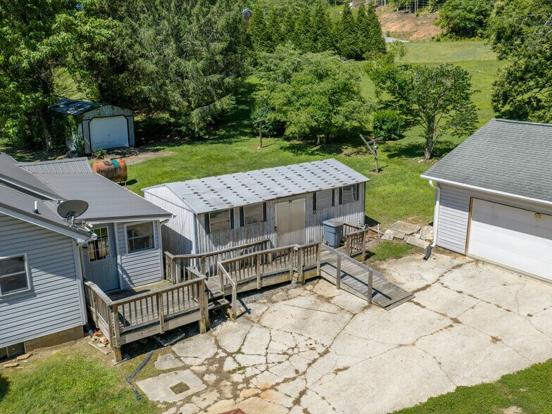 More Photos Of 3619 Asheville Hwy, Pisgah Forest Office Residential For Sale