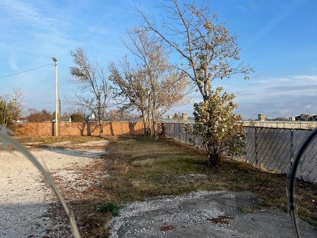 More Photos Of 1903 S 1st St, Rogers Auto Repair For Sale