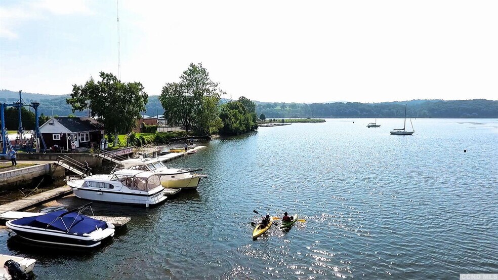 More Photos Of 103 Main St, Catskill Marina For Sale