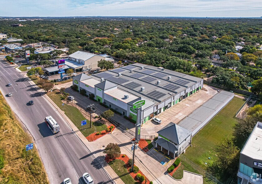 More Photos Of 202 N Loop 1604 W, San Antonio Self Storage For Lease
