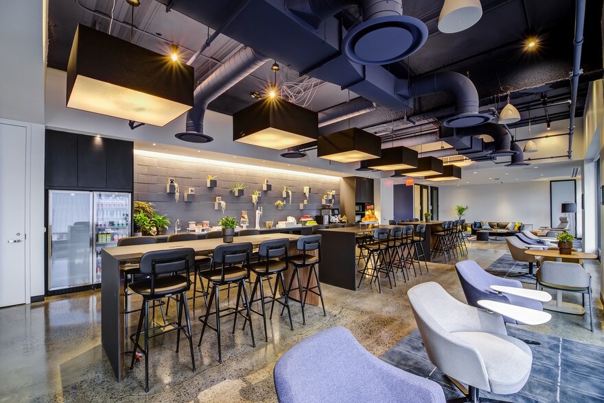 More Photos Of 30 S 17th St, Philadelphia Office For Lease