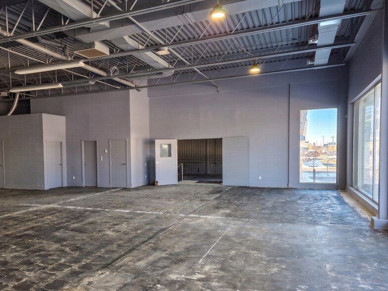 More Photos Of 460 Larocque Ch, Salaberry-de-valleyfield General Retail For Lease